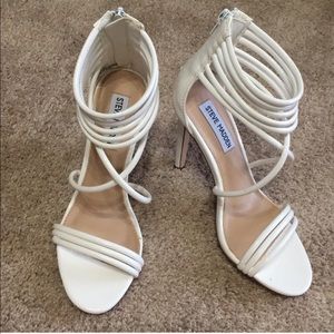 Steve Madden (@sharonc68)